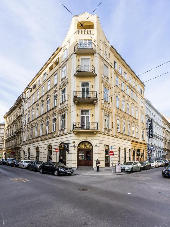 Central Premier Apartment Будапеща Екстериор снимка